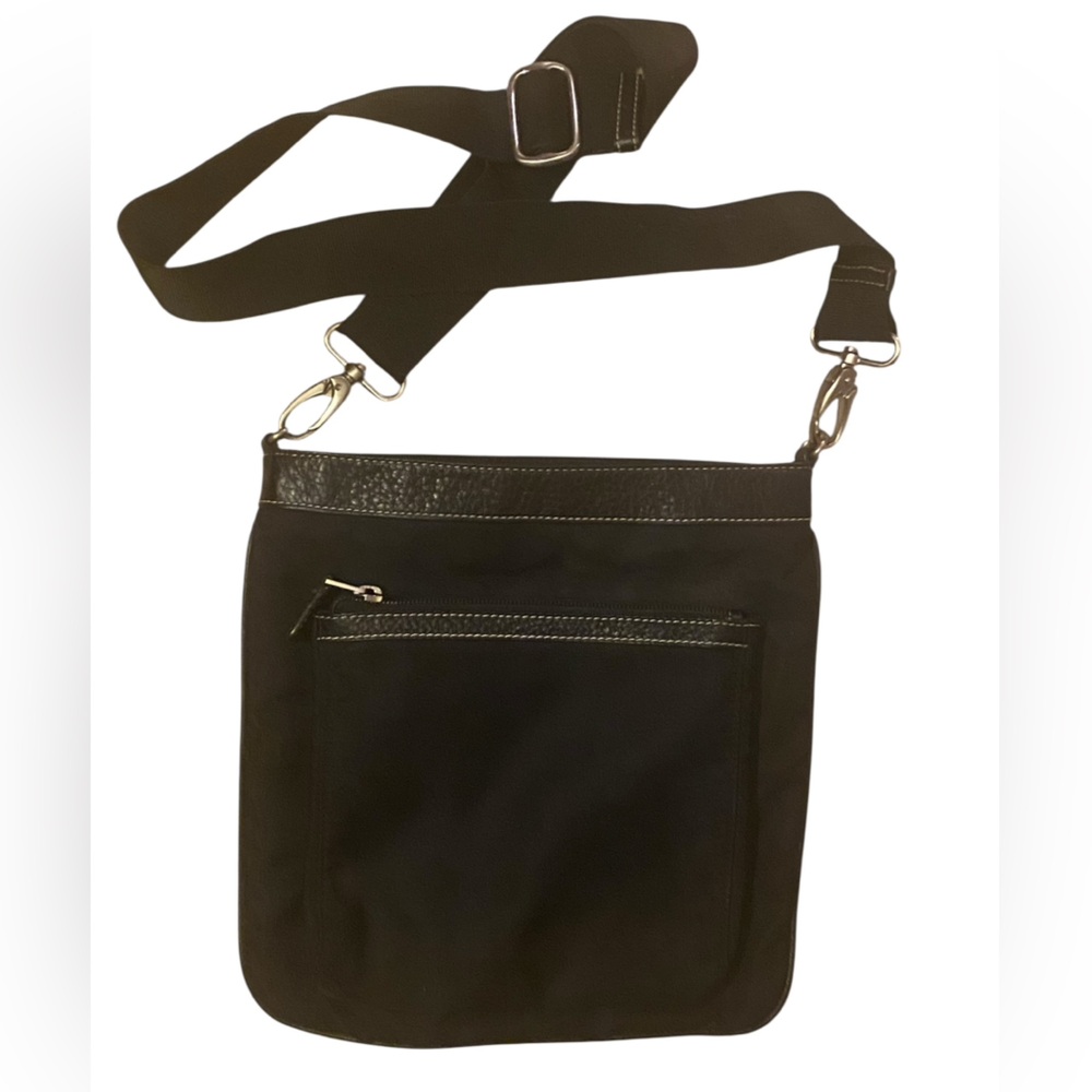 Talbots Vintage Y2K Black Crossbody Bag with Minimalist Design
